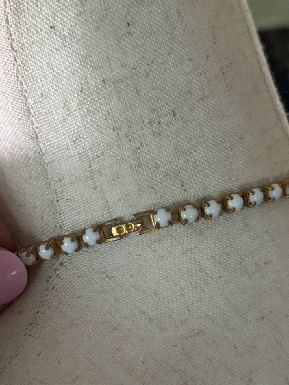 Vintage White MilkGlass Drop Necklace - Picture 4 of 6
